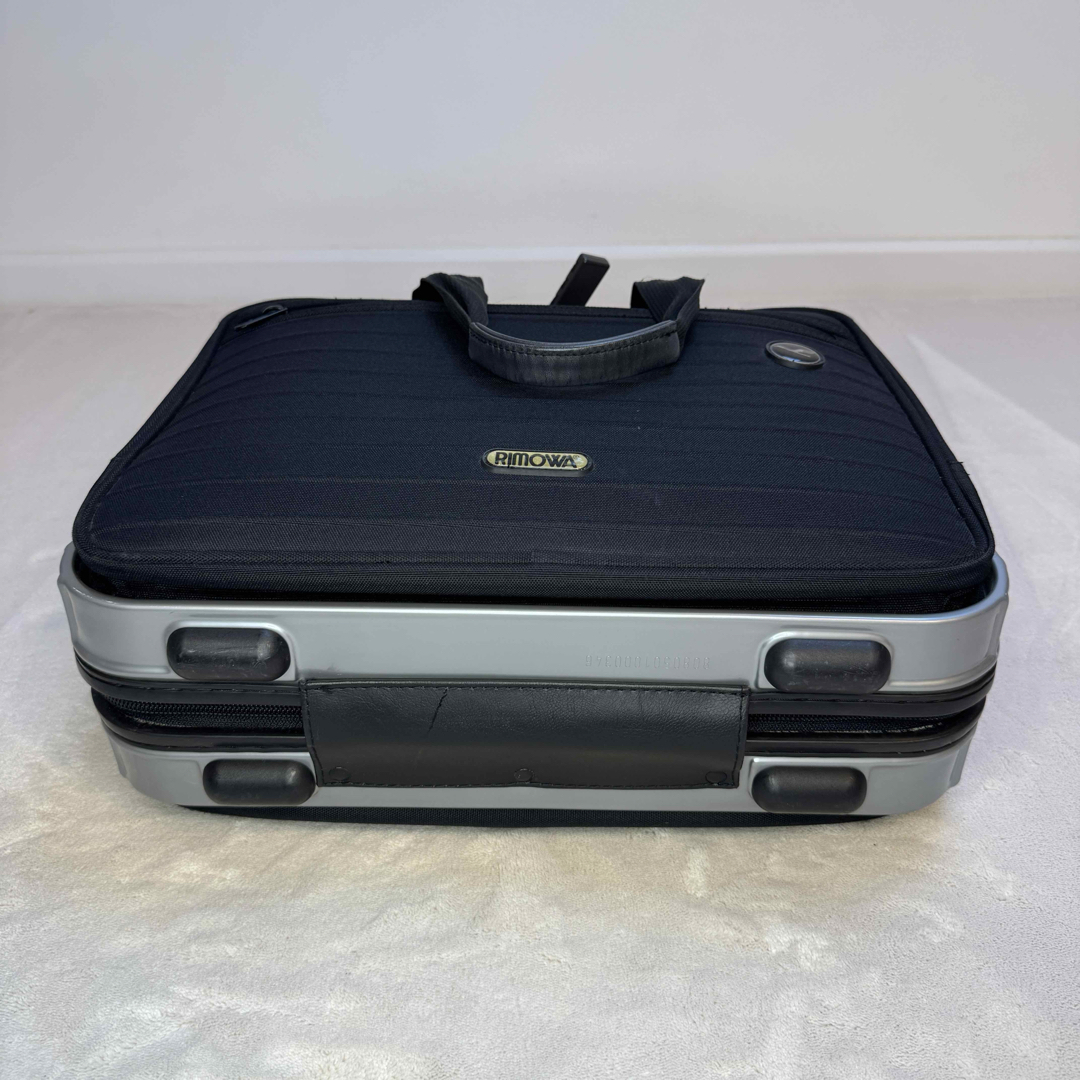 RIMOWA - RIMOWA Lufthansa ノートブックケース 16L シルバー 付属品有