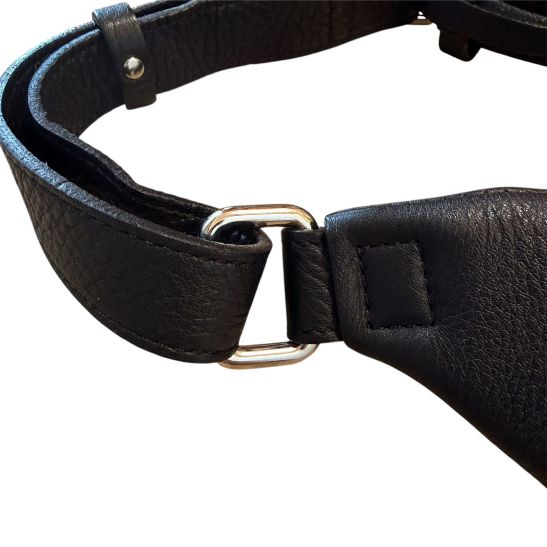 ch!iii bag チーバッグ シュリンクレザー ボディバッグ 黒