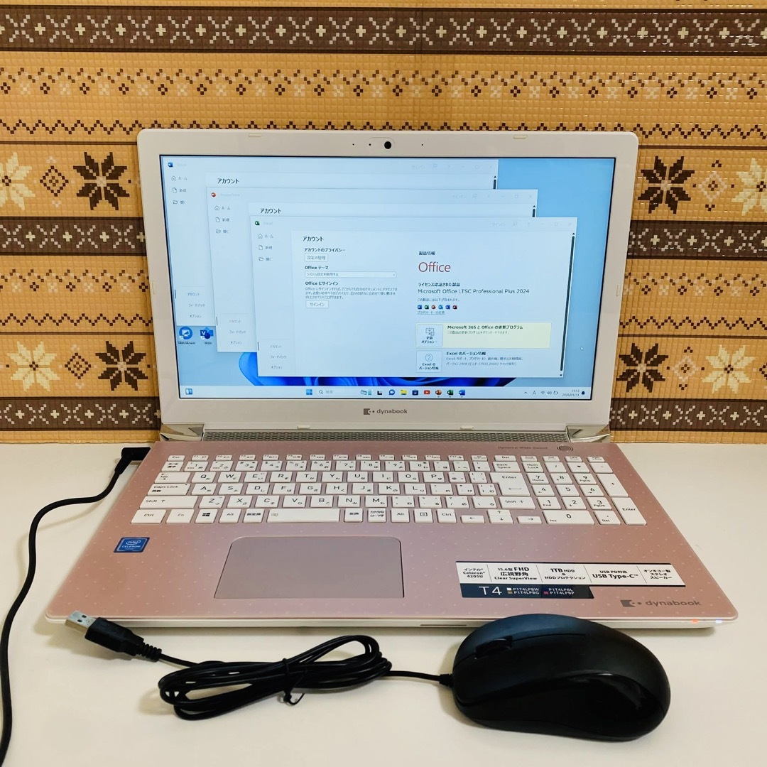 Y22 TOSHIBAノートパソコン WEBカメラSSD高速 Windows11 Y22 TOSHIBA