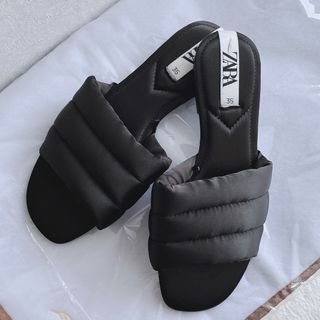 ZARA（サンダル）のフリマアイテム一覧