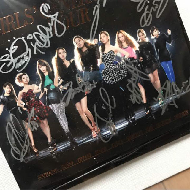少女時代 直筆サイン入りCD 壁掛けの通販 by yk's shop｜ラクマ