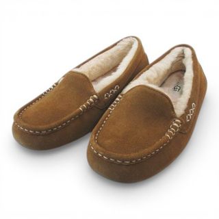UGG（ローファー/革靴）のフリマアイテム一覧