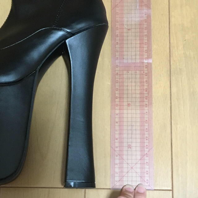 新品未使用】20cm厚底ブーツ【コスプレ】の通販 by みゅーずめいど｜ラクマ