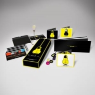 U2最新ワールドツアー“iNNOCENCE + eXPERIENCE”が映像化｜2016年6月