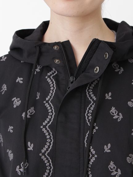 コットンナイロンツイル スプリンクルフラワー刺繍コート（マウンテン