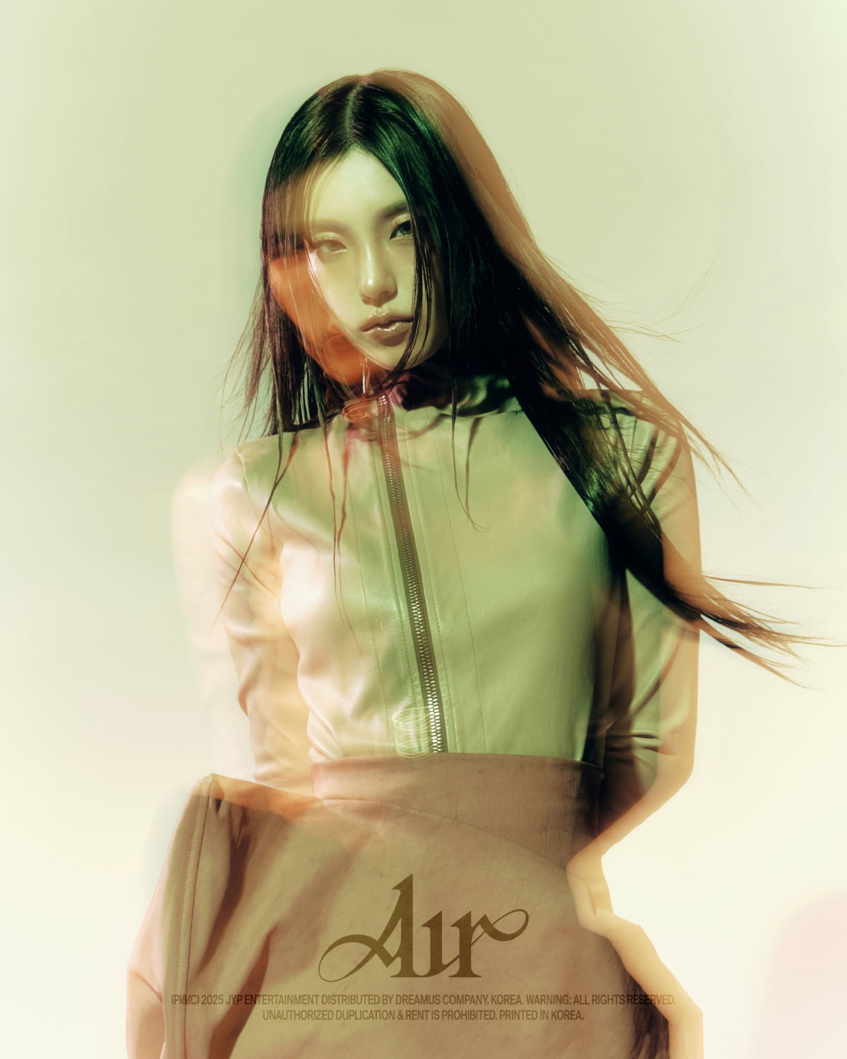 ITZYのイェジ、初のソロアルバム『AIR』ティーザー公開