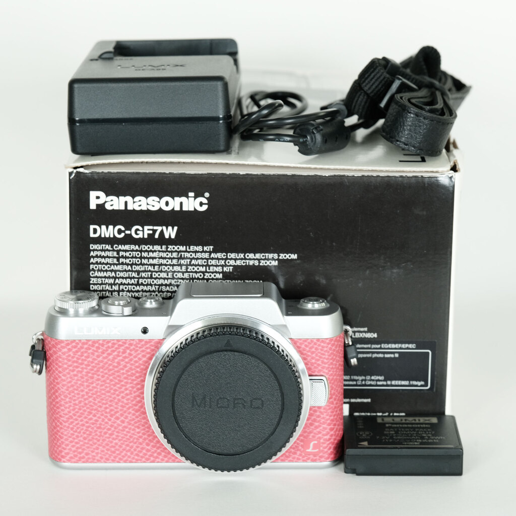 Panasonic LUMIX DMC-GF7 ボディ ピンクの出品 | ONE SCENE（ワンシーン）