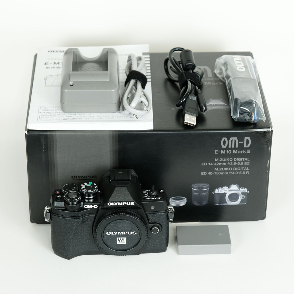 OLYMPUS OM-D E-M10 Mark IIIの出品 | ONE SCENE（ワンシーン）