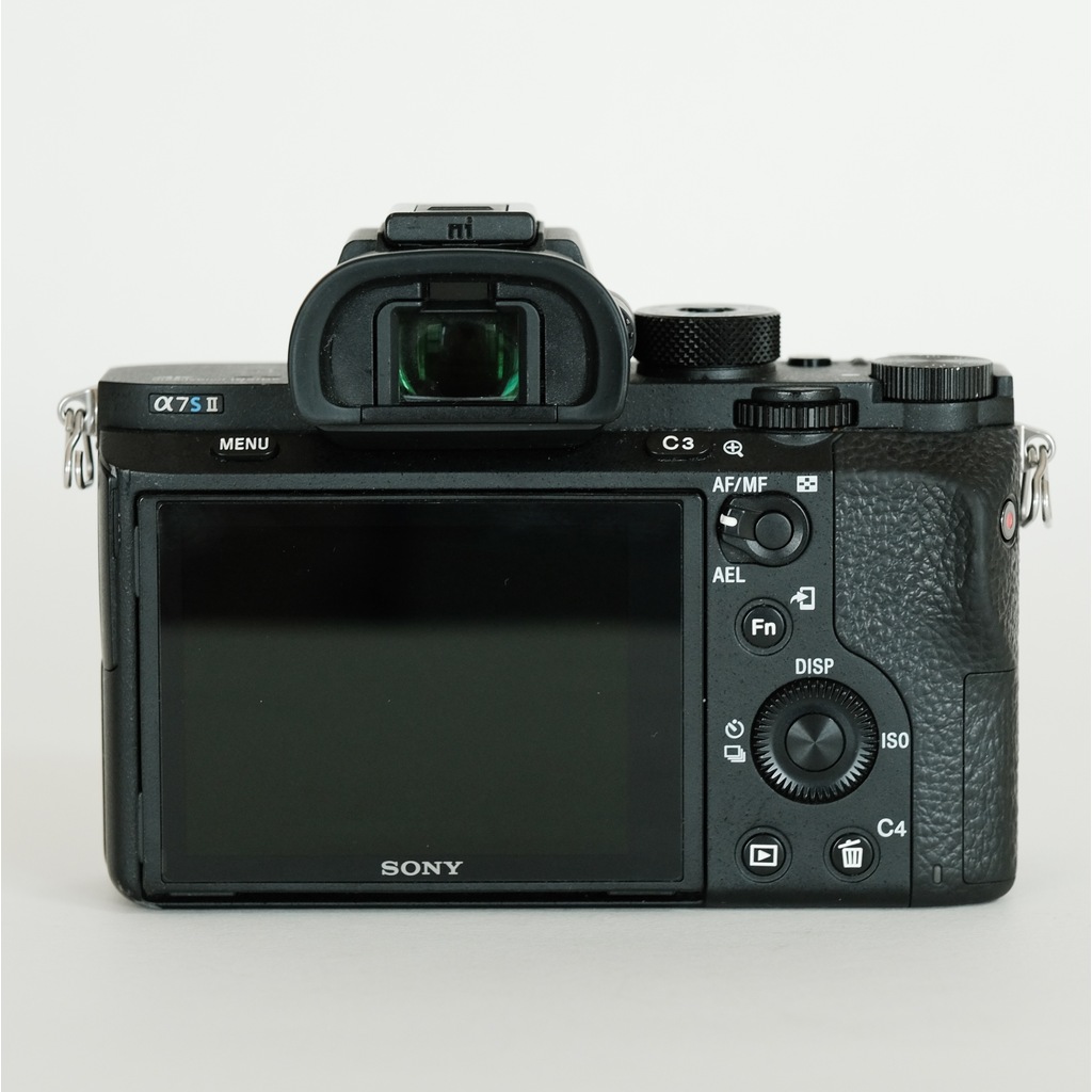 SONY α7S II（ILCE-7SM2）の出品 | ONE SCENE（ワンシーン）