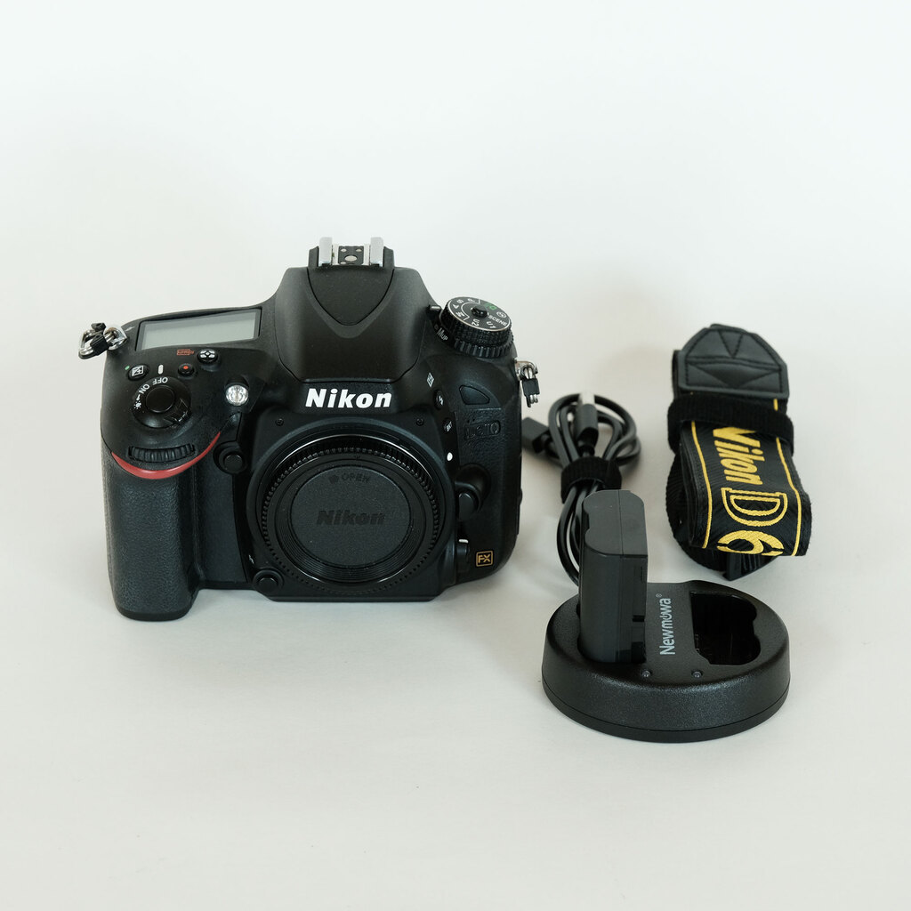 Nikon D610の出品 | ONE SCENE（ワンシーン）