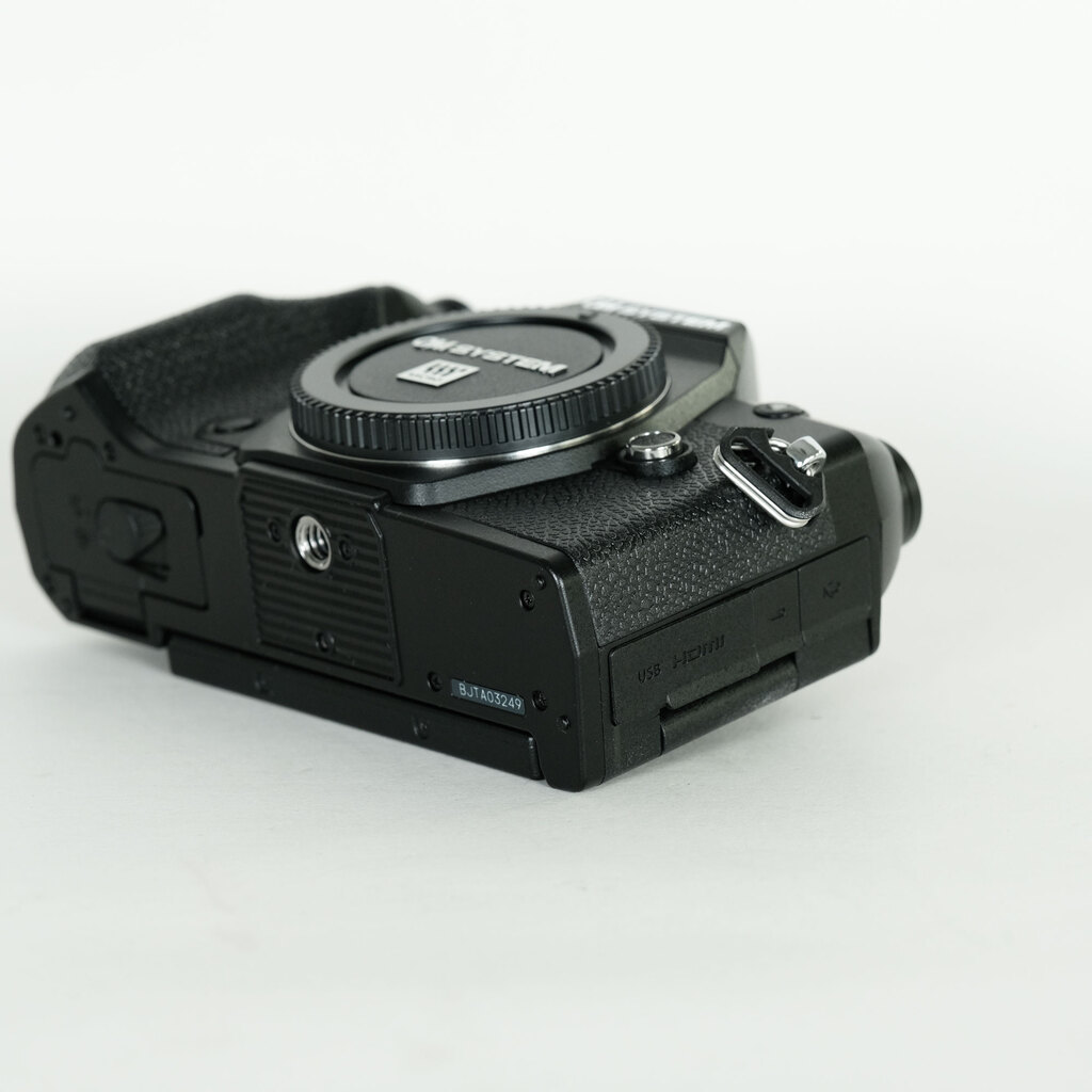 OM SYSTEM OM-5 Mark II ボディ ブラックの出品 | ONE SCENE（ワンシーン）