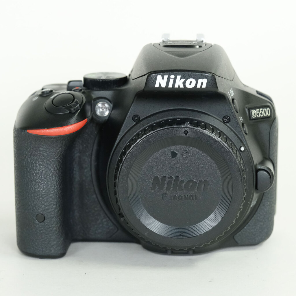 Nikon D5500本体 +付属品 防湿庫保管 防湿庫 カメラ 保管 防湿 庫