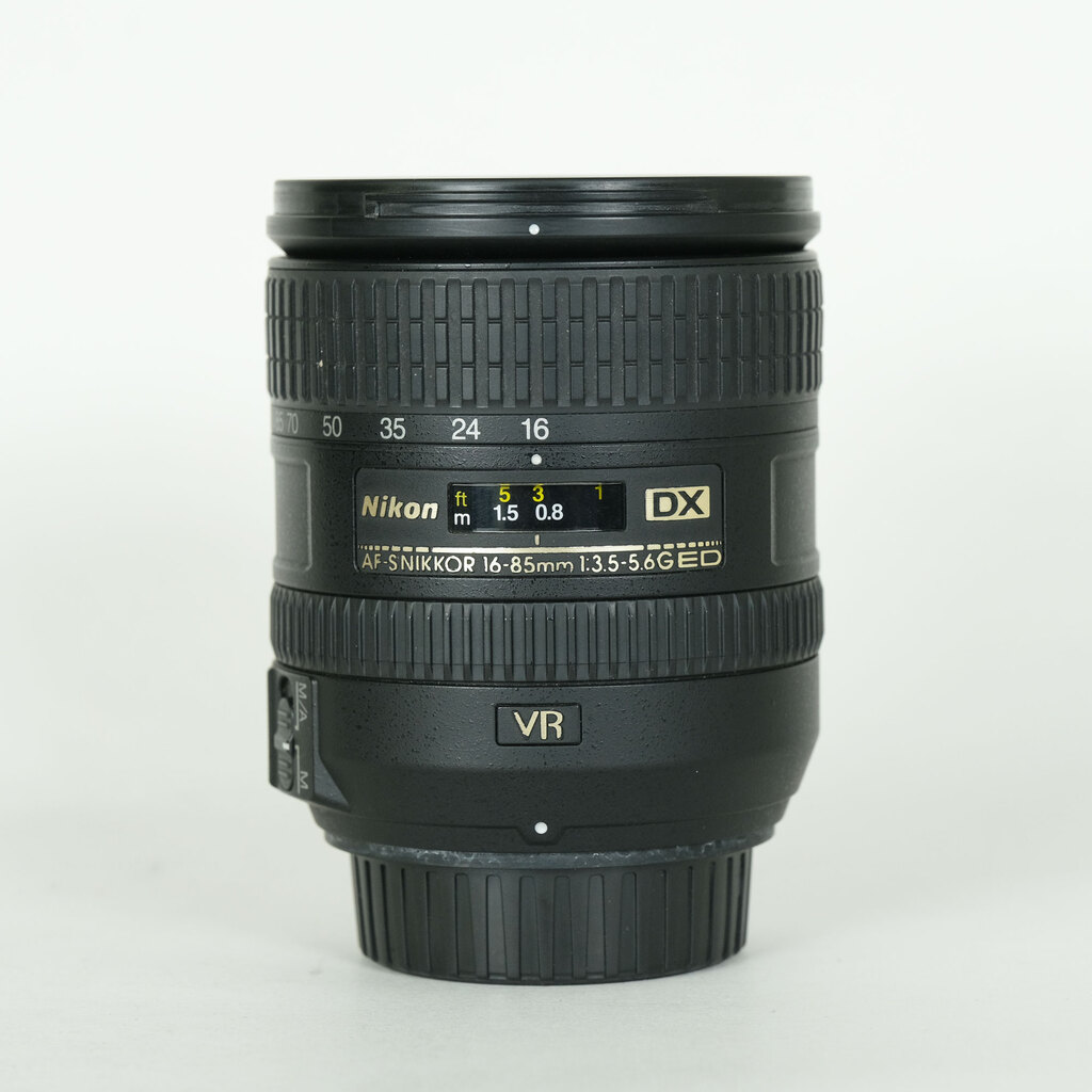 AF-S DX NIKKOR 16-85mm f/3.5-5.6G ED VR 中古価格比較 - 価格.com