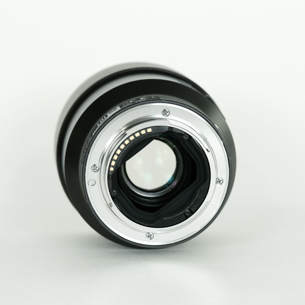 SONY FE 85mm F1.8 SEL85F18の出品 | ONE SCENE（ワンシーン）