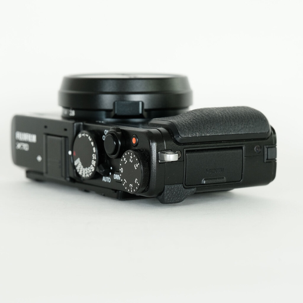 FUJIFILM X70 ブラックの出品 | ONE SCENE（ワンシーン）