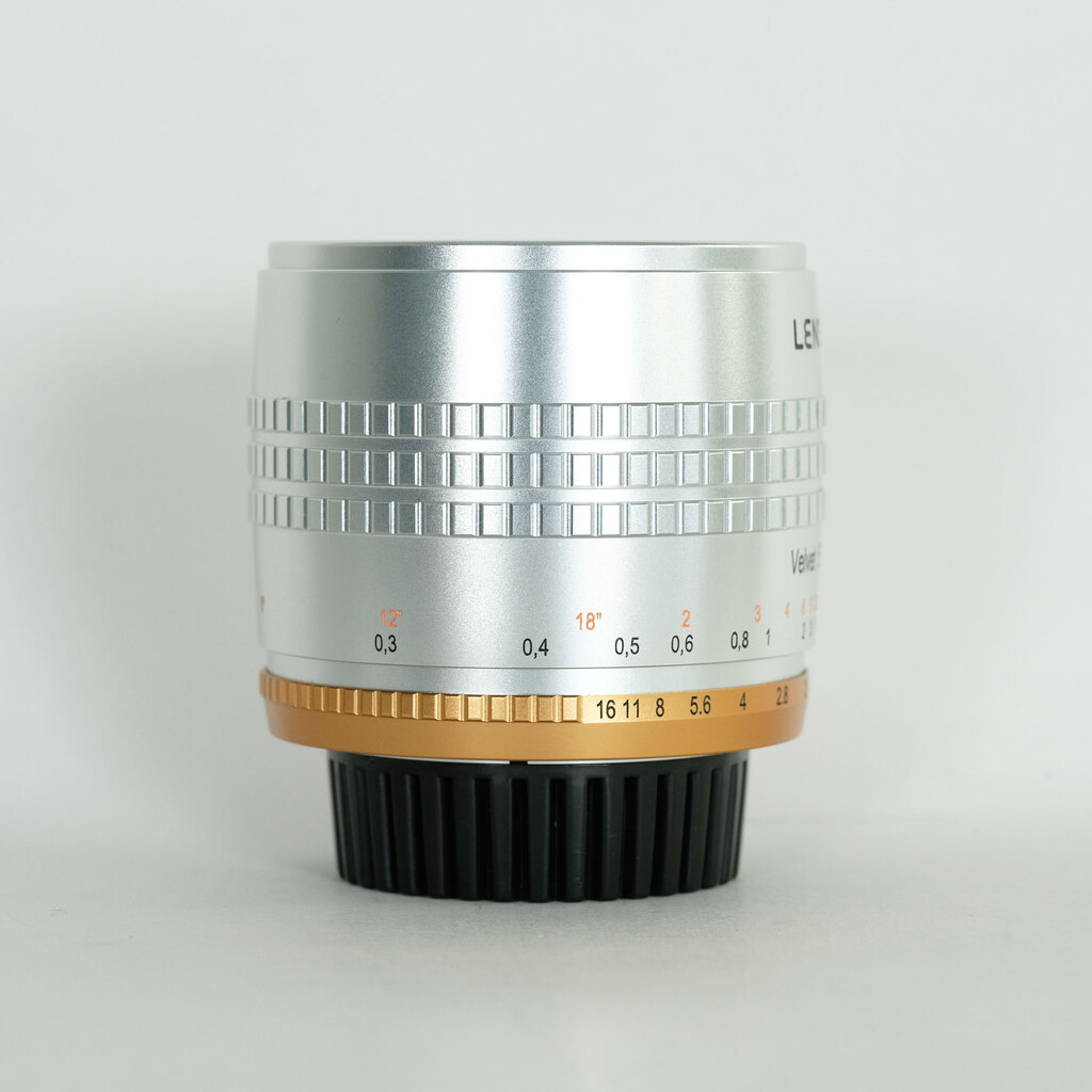 Lensbaby Velvet 56 56mm F1.6 ソフト (ニコンZ用)の出品 | ONE SCENE