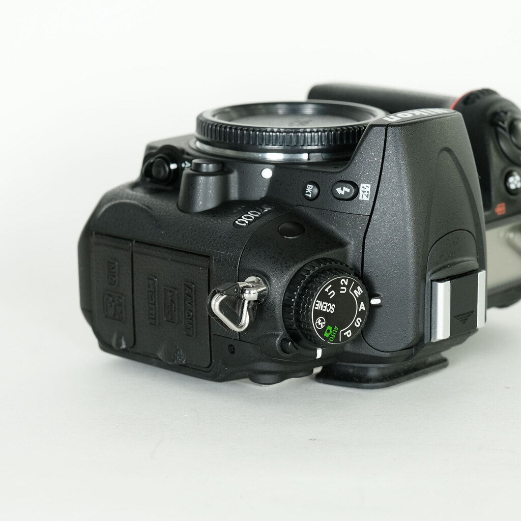 Nikon D7000の出品 | ONE SCENE（ワンシーン）