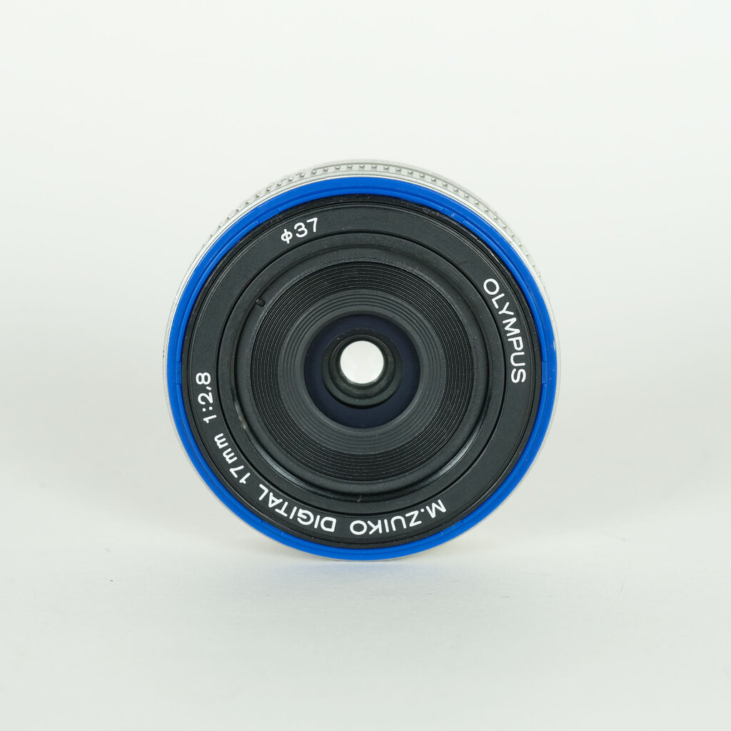 OLYMPUS M.ZUIKO DIGITAL 17mm F2.8 シルバーの出品 | ONE SCENE（ワン