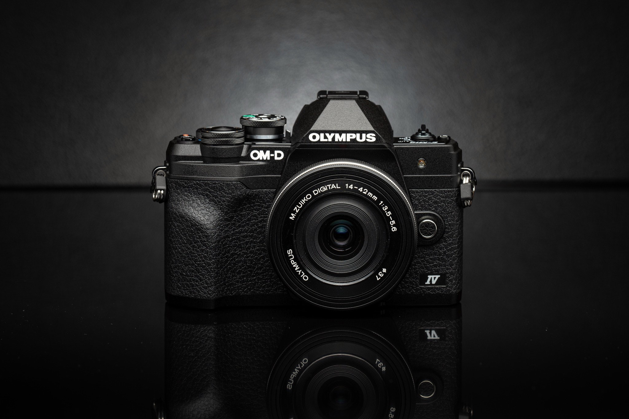 OLYMPUS OM-D E-M10 Mark IVを徹底解説。作例からおすすめレンズまで