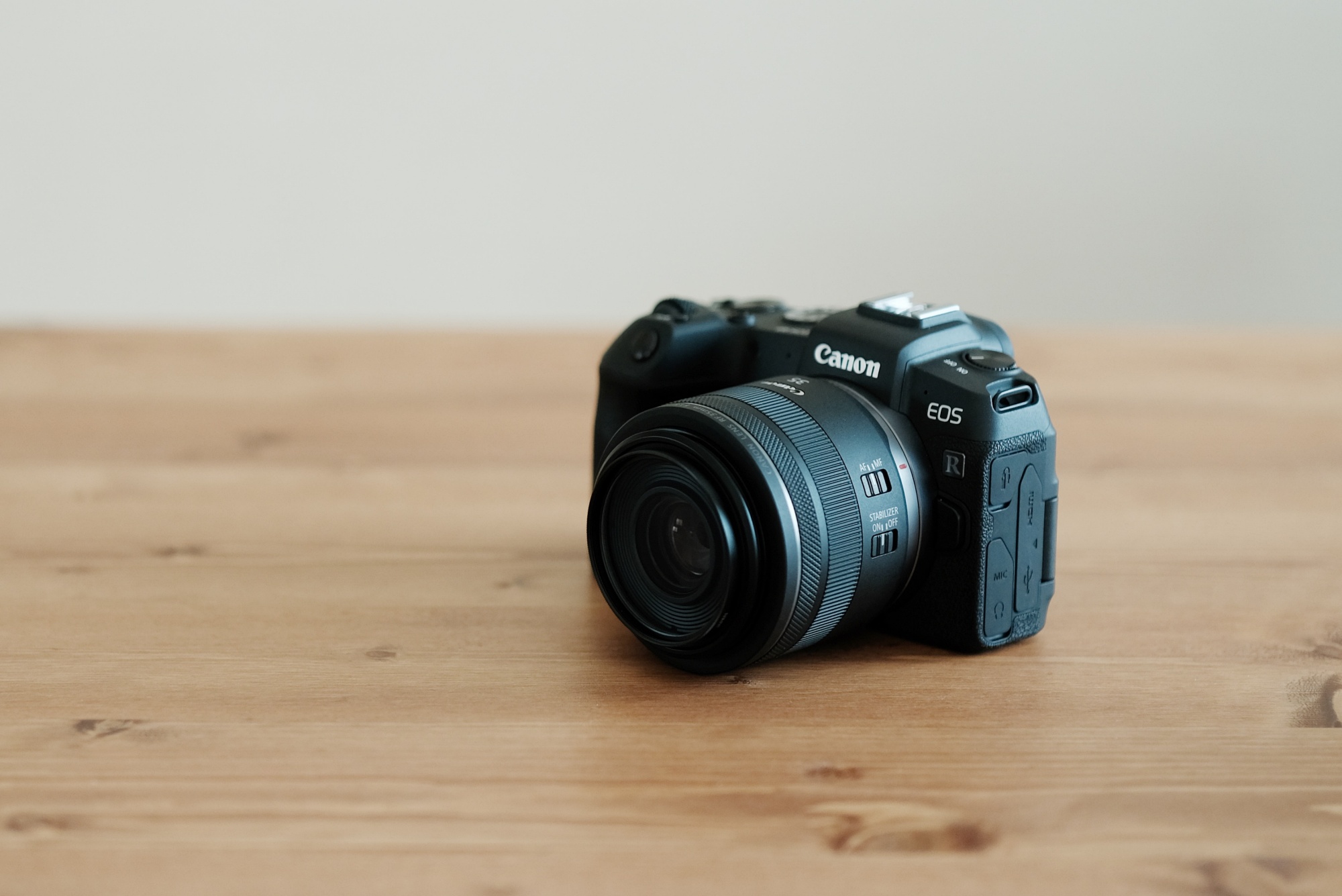 Canon EOS RPを徹底解説。愛用者のレビュー・作例付き | ONE SCENE