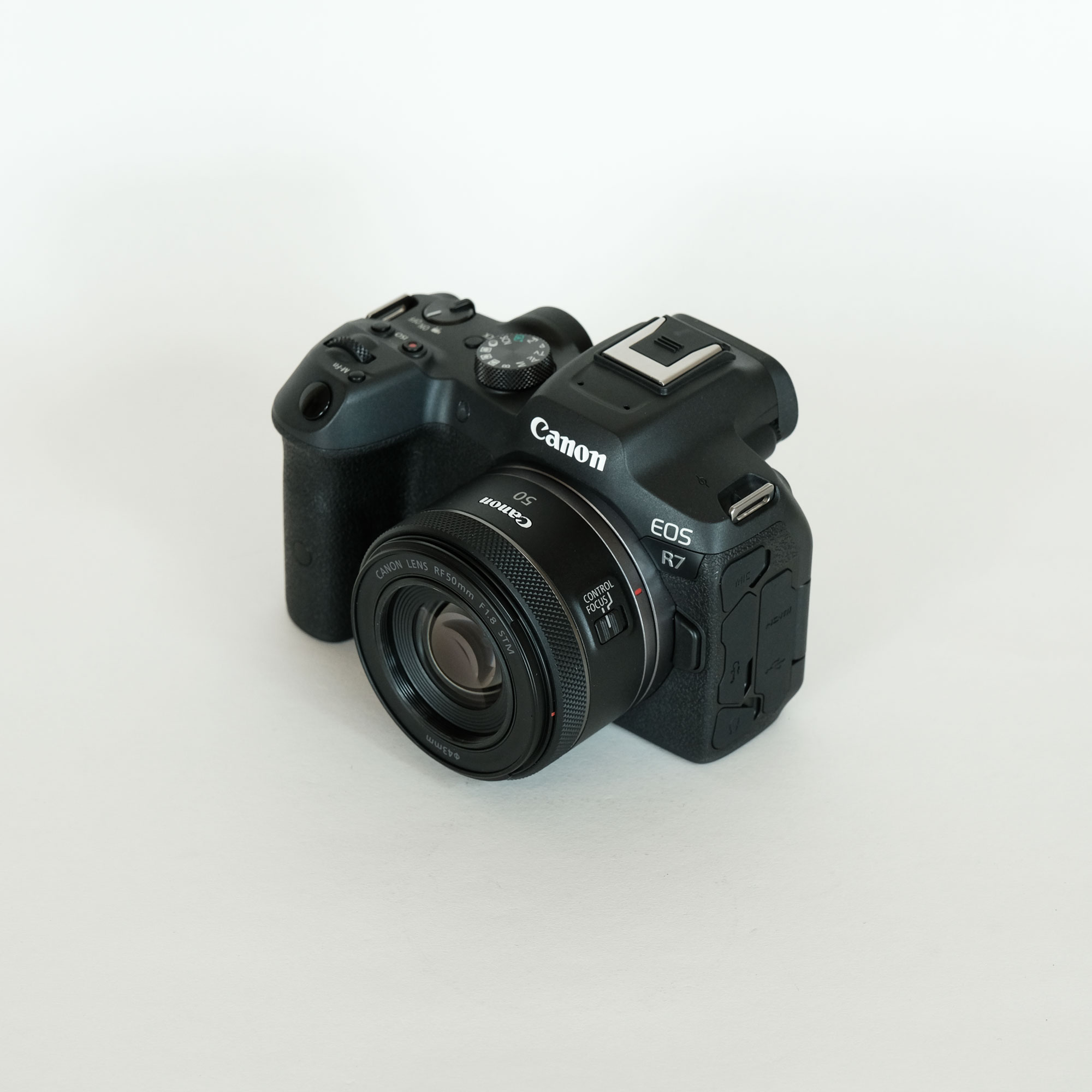 Canon RF50mm F1.8 STMを徹底解説。愛用者のレビュー・作例付き | ONE