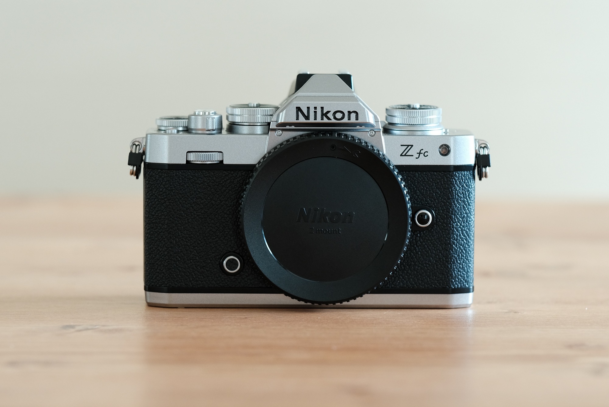 Nikon Z fcを徹底解説。愛用者のレビュー・作例付き | ONE SCENE（ワン