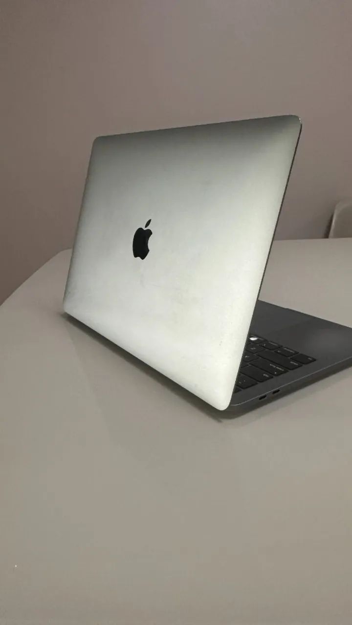 MacBook Pro 2019 13