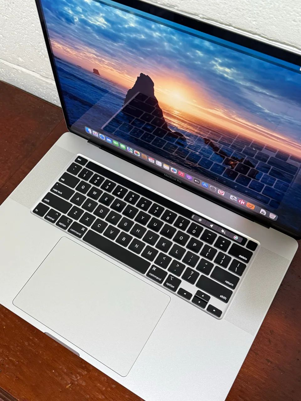 MacBook Pro 16 2019 - Core i7 | 16GB RAM | 512GB SSD | Radeon Pro