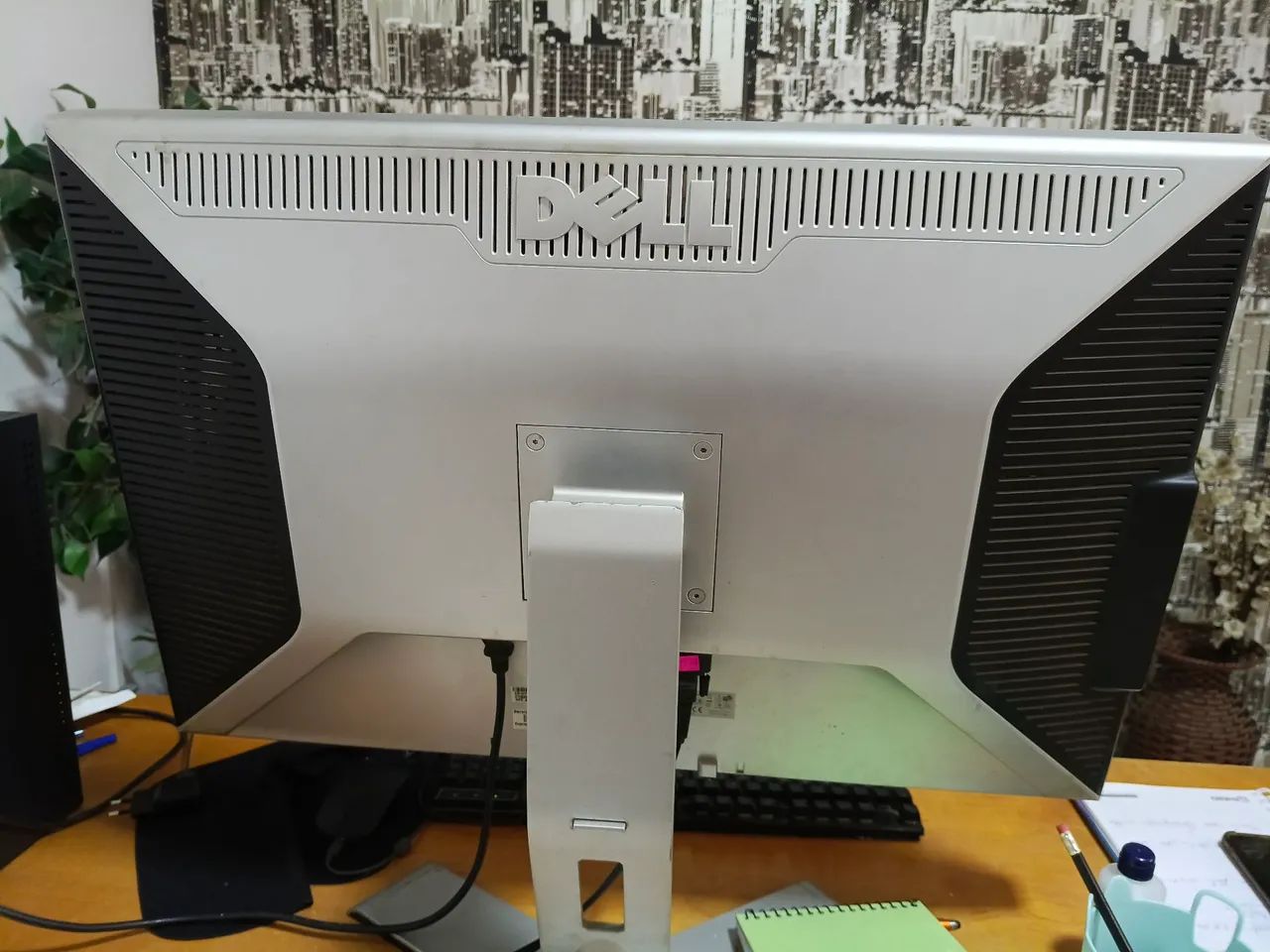 Monitor Dell Profissional 30? - 2560x1600 - Modelo 3007WFP