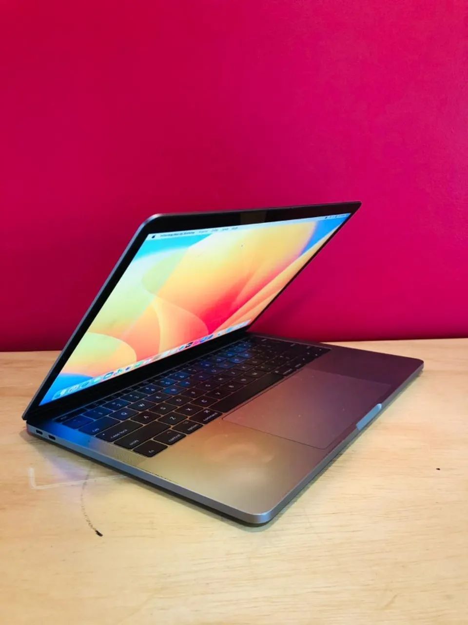 MacBook Pro 2017 - Core i5 - 16 GB / NVME 256 GB - Tela 13,3