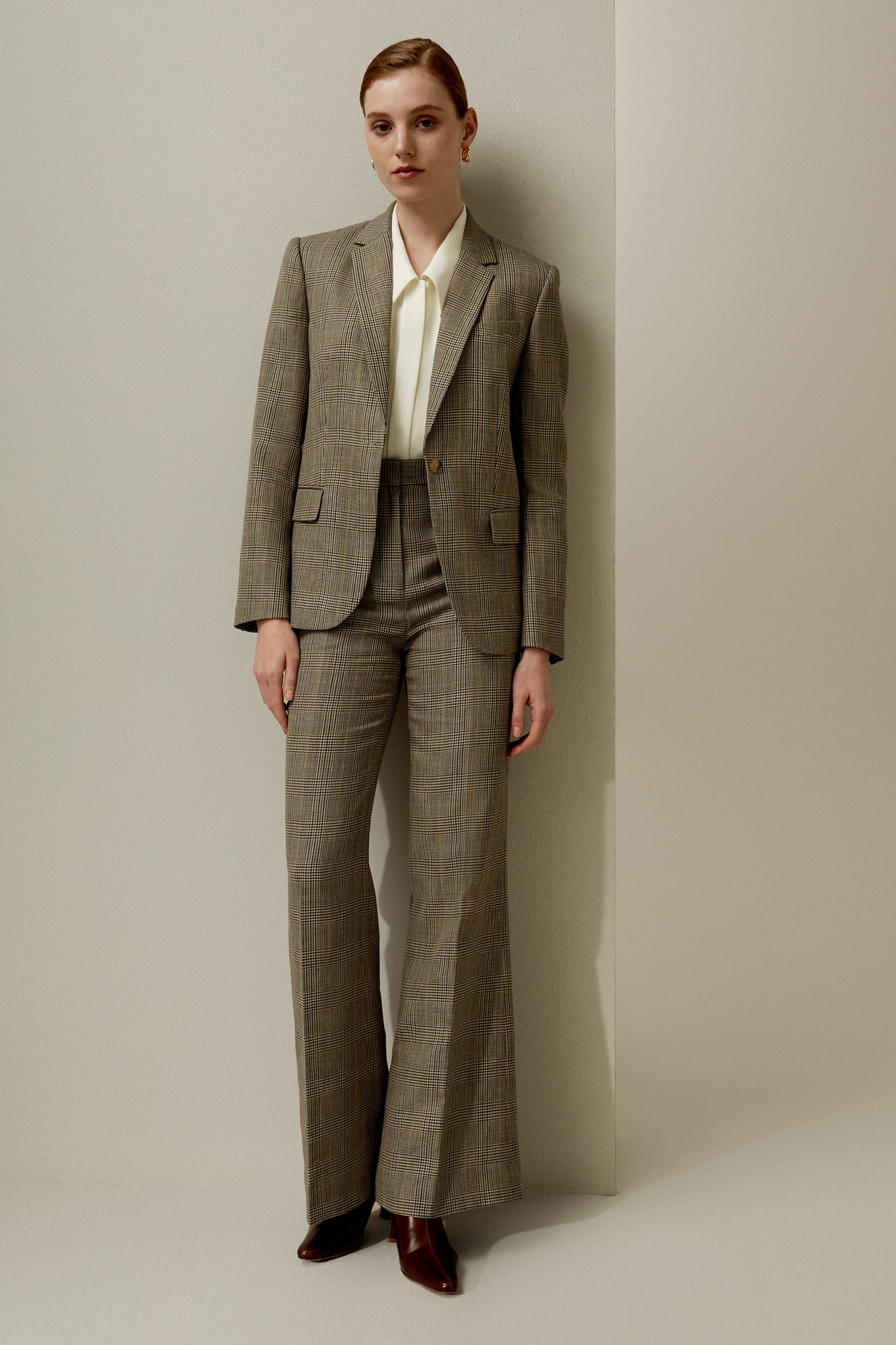 シルクウールブレンド フレアヘム ビジネス ブレザー