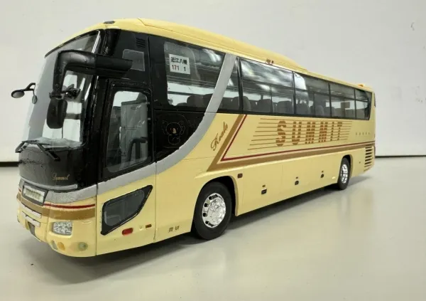 奈良交通 貸切バス フジミ観光バスいすゞガーラ｜車・AUTO｜プラモデル