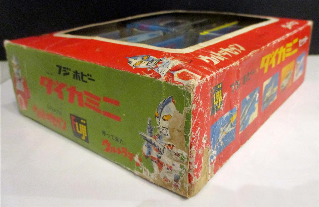 フジホビー ダイカミニ 4箱セット ウルトラセブン/帰ってきたウルトラマン