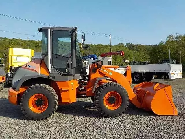 小型 KDN-HS68 (75140)｜中古トラックのオンライン売買なら