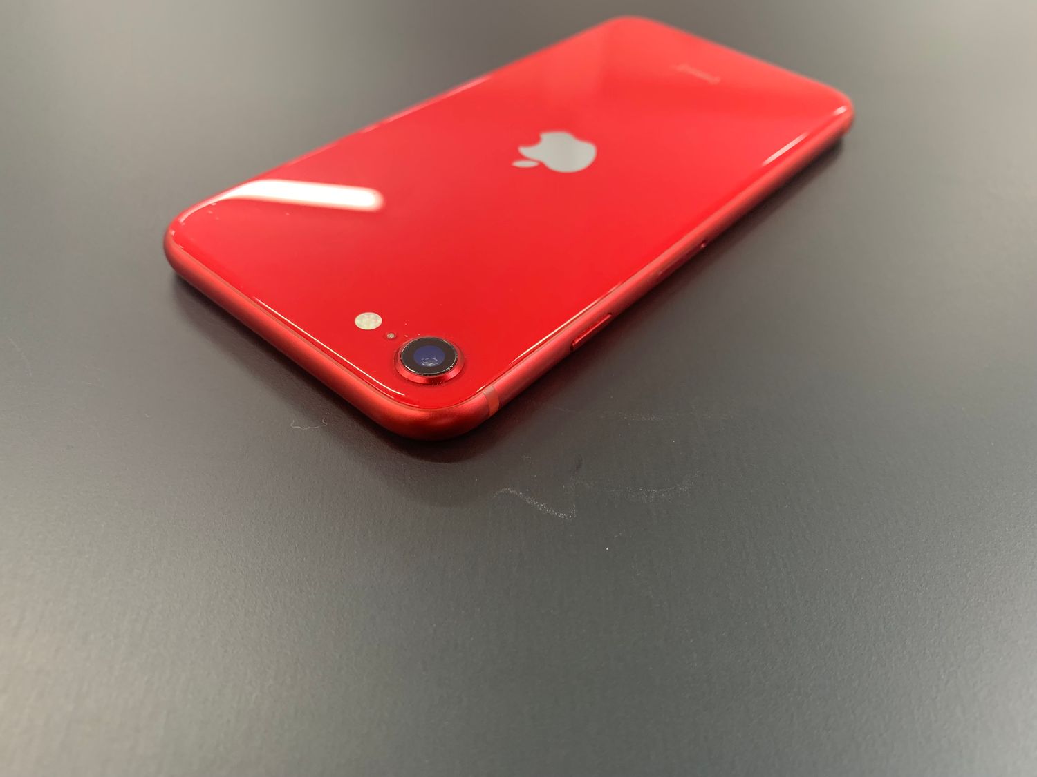 ムスビー｜Apple iPhone SE（第2世代） 64GB (PRODUCT)RED SIMフリー