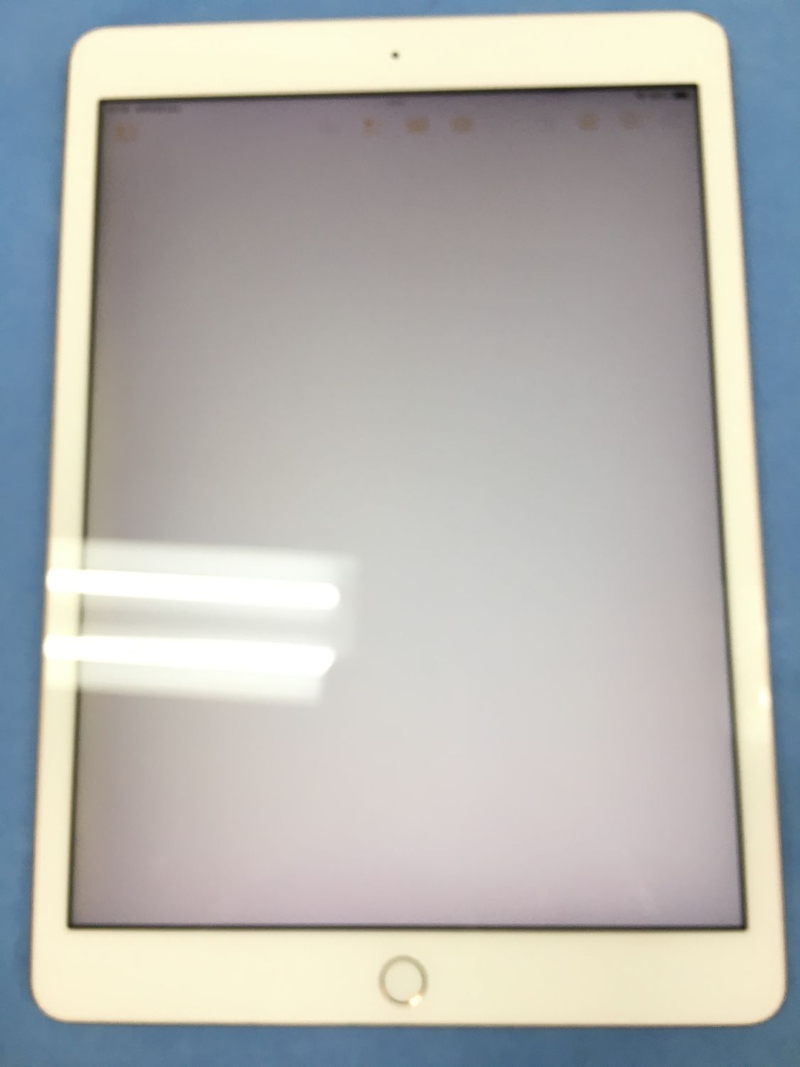 ムスビー｜【モバイルBOX】液晶美品 iPad 第7世代 Wi-Fi 32GB ゴールド