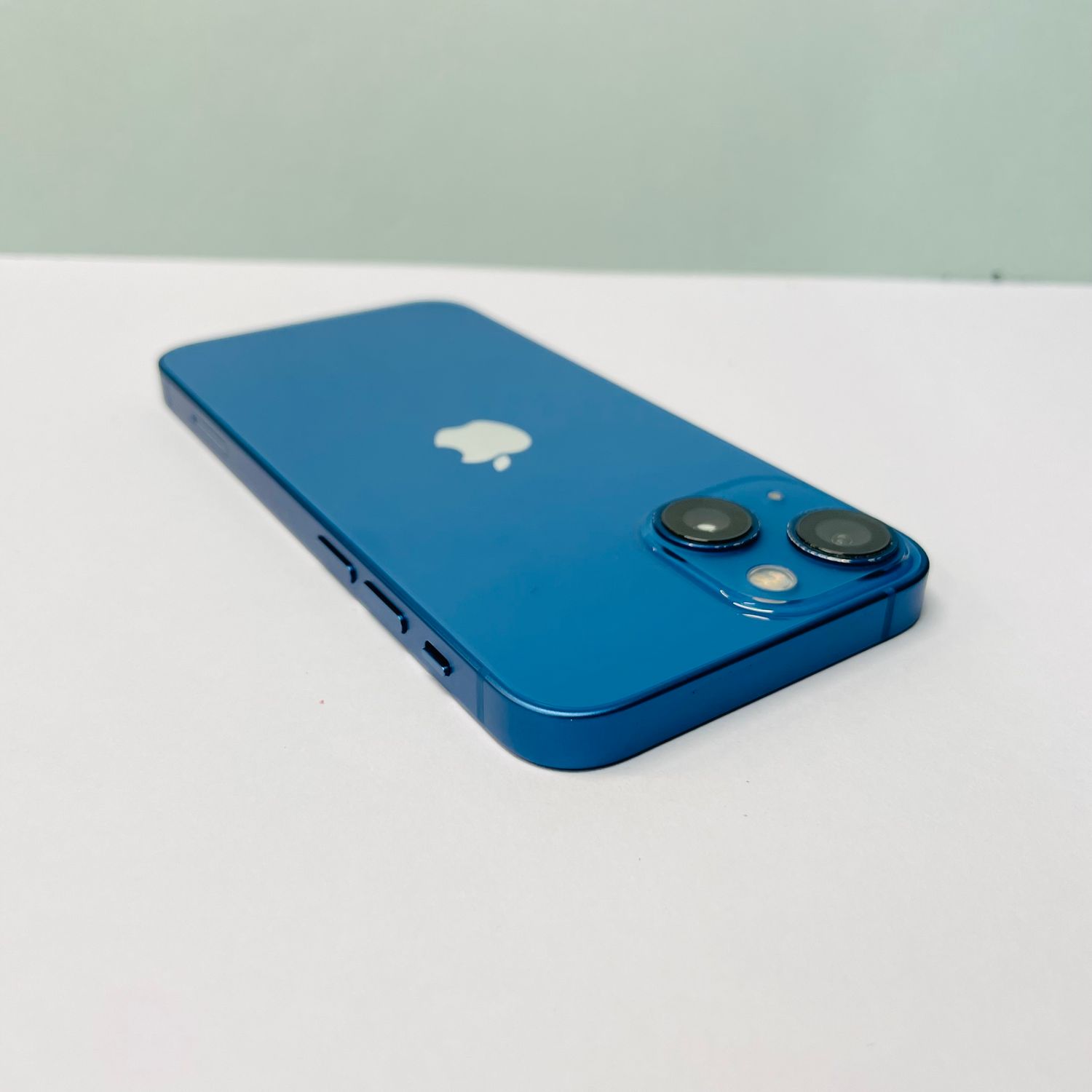 ムスビー｜iPhone 13 mini 128GB SIMフリー 電池93% 76100【iPhone13