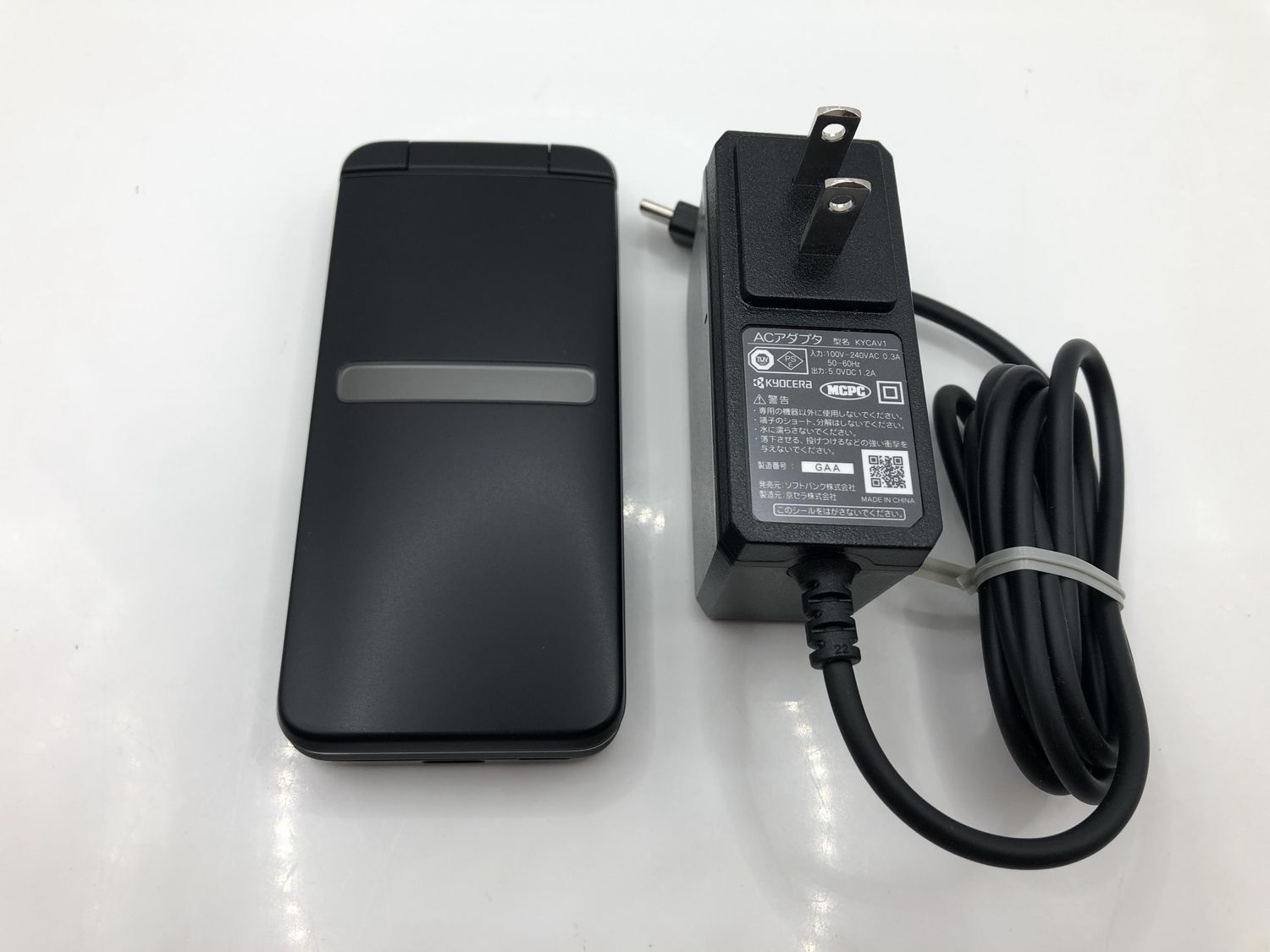 ムスビー｜【Simフリー】AU GRATINA KYF39 京セラ 4G LTE【純正AC