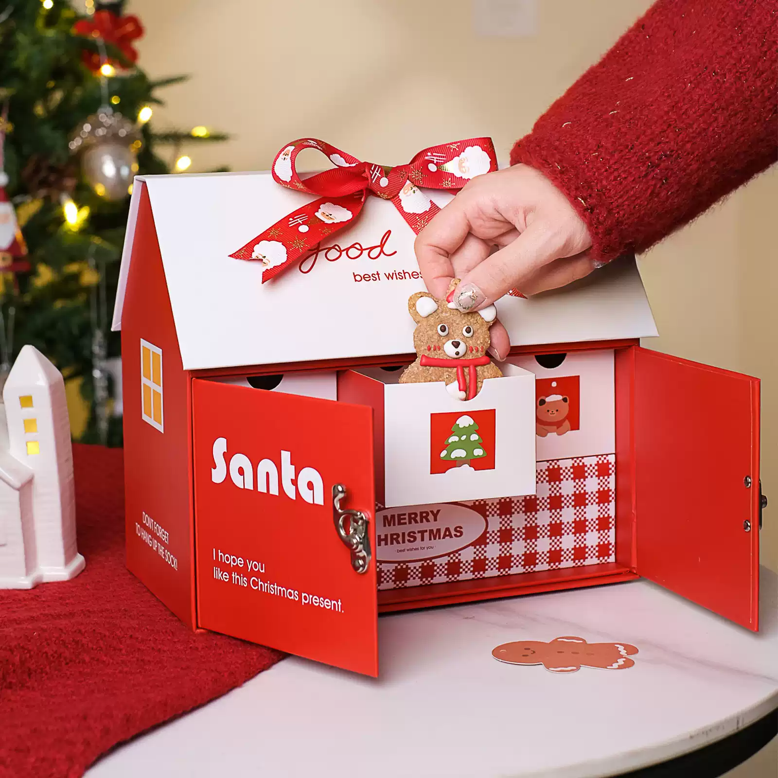 クリスマスの2階建ての家の形をしたギフトボックス – welikecustom