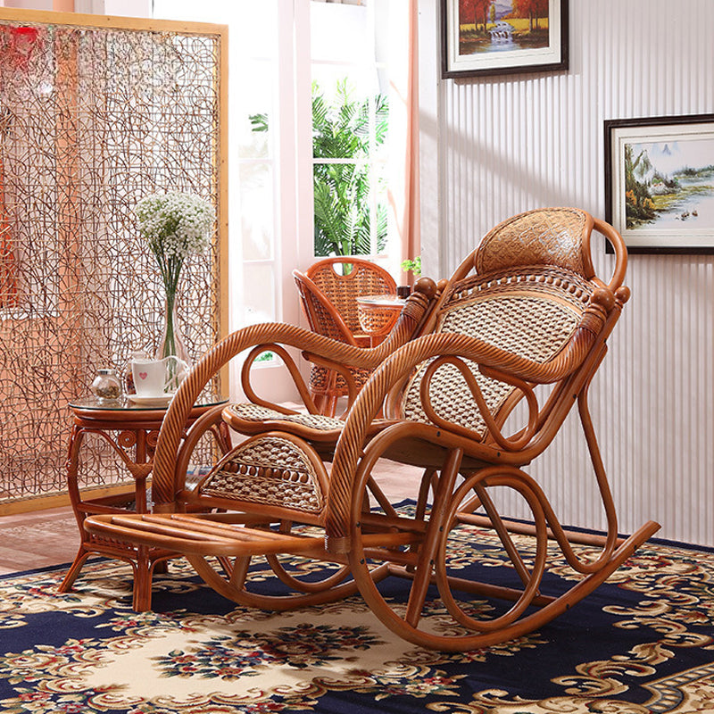 クラシックラタン調ロッキングチェア | 快適性と安定感を両立した人間