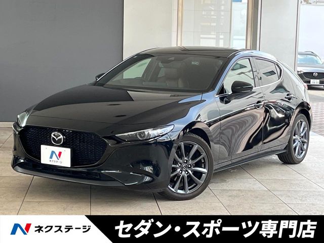 MAZDA3ファストバック XDバーガンディ セレクション（マツダ