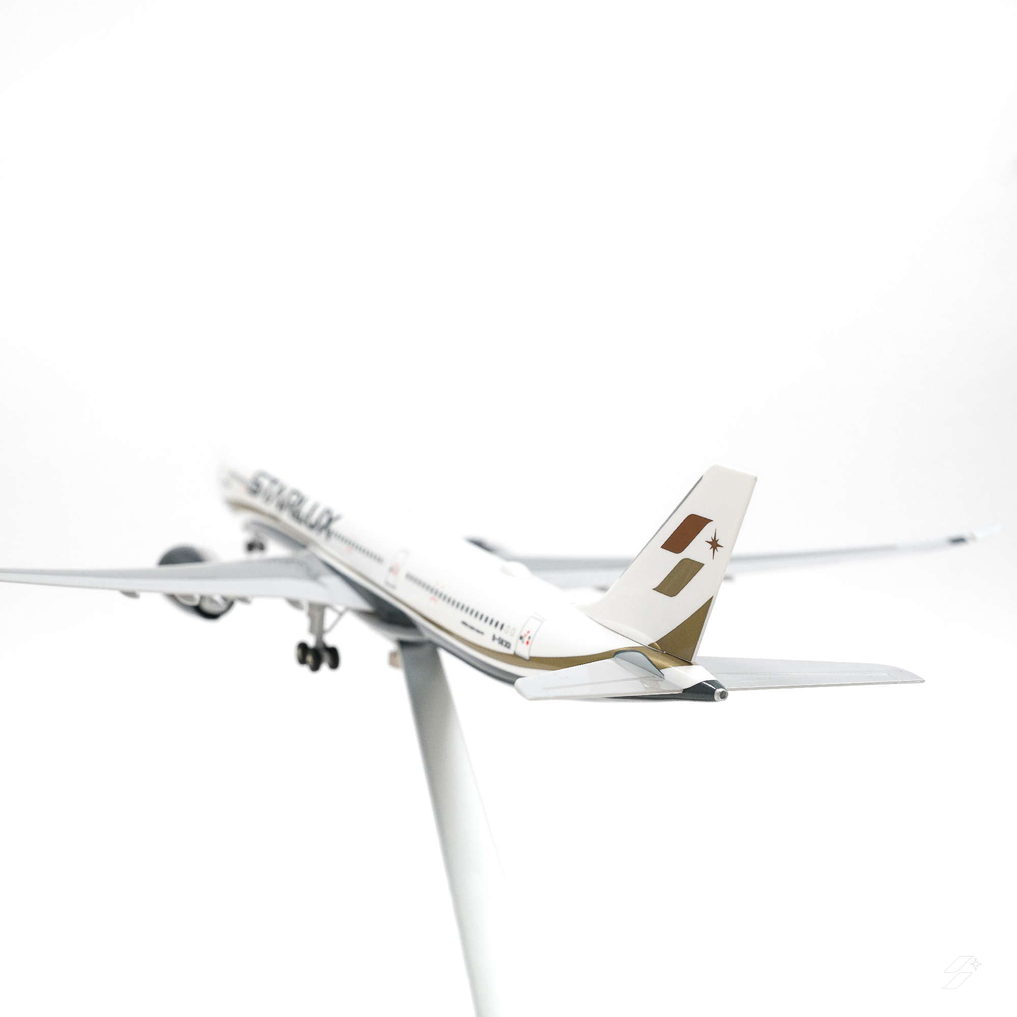 STARLUX | A330neo 1:200 飛機模型(B-58301)