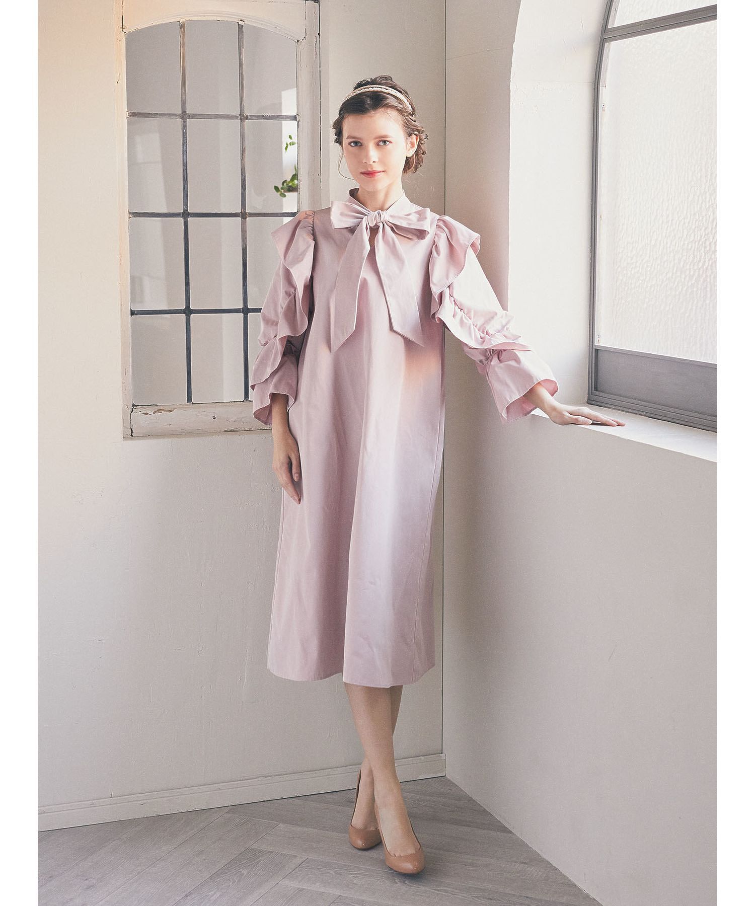 ラッフルボウタイワンピース/Maison de FLEUR Petite Robe（メゾンド