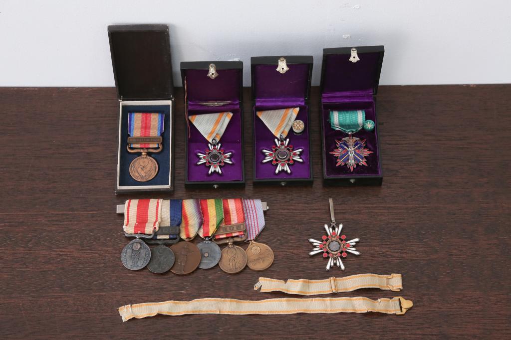 公式】アンティーク家具ラフジュ工房商品詳細ページ功五級金鵄勲章・勲