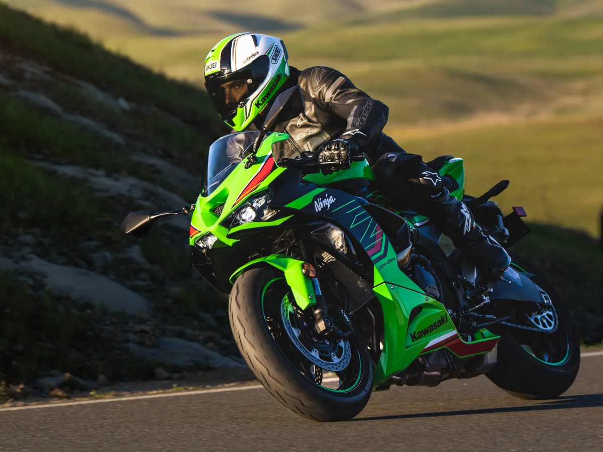 新車】「ZX-6R」2024年モデル156万2000円で発売！スタイリング大幅進化