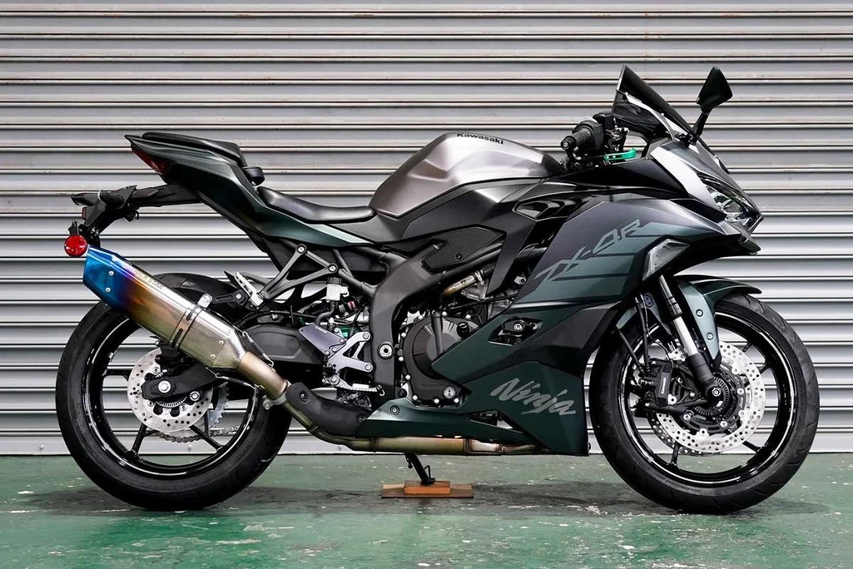 トータルで11種！ TRICK STARより「Ninja ZX-4R」2025年モデル適合
