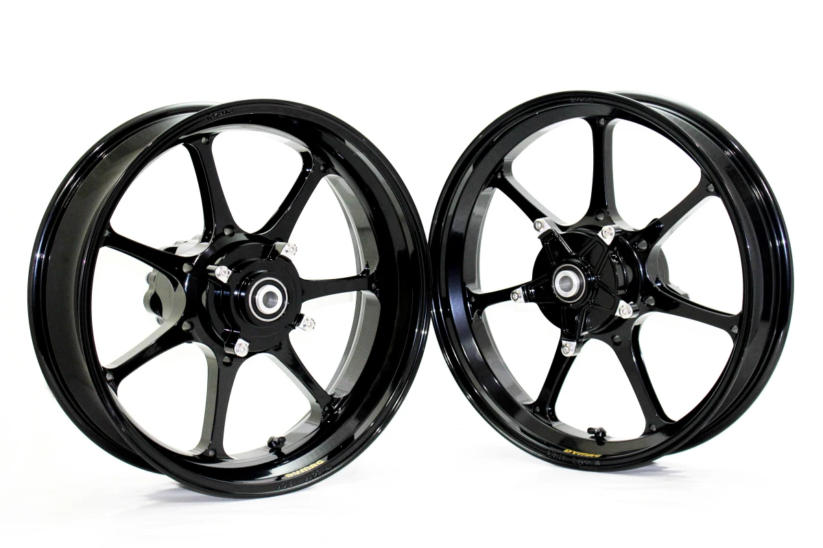 Z900RSをより旧車風にしつつ軽量化！ ダイマグ×ドレミコレクションの