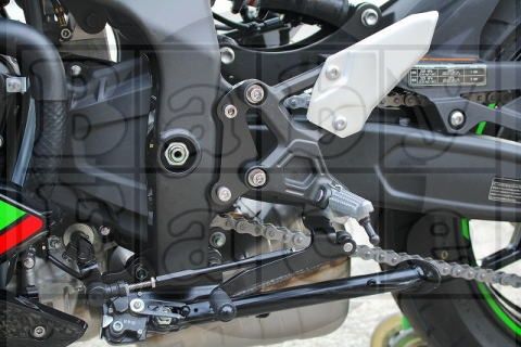 Webike | BABYFACE ベビーフェイス セットバックプレート ZX-25R(002