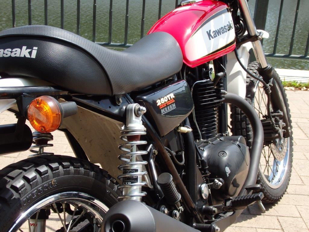 Webike | KYB カヤバ ADVANTAGE KYB [カヤバ] リアサスペンション