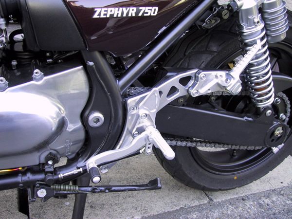 Webike | BEET ビート ハイパーバンク バックステップ ゼファー750